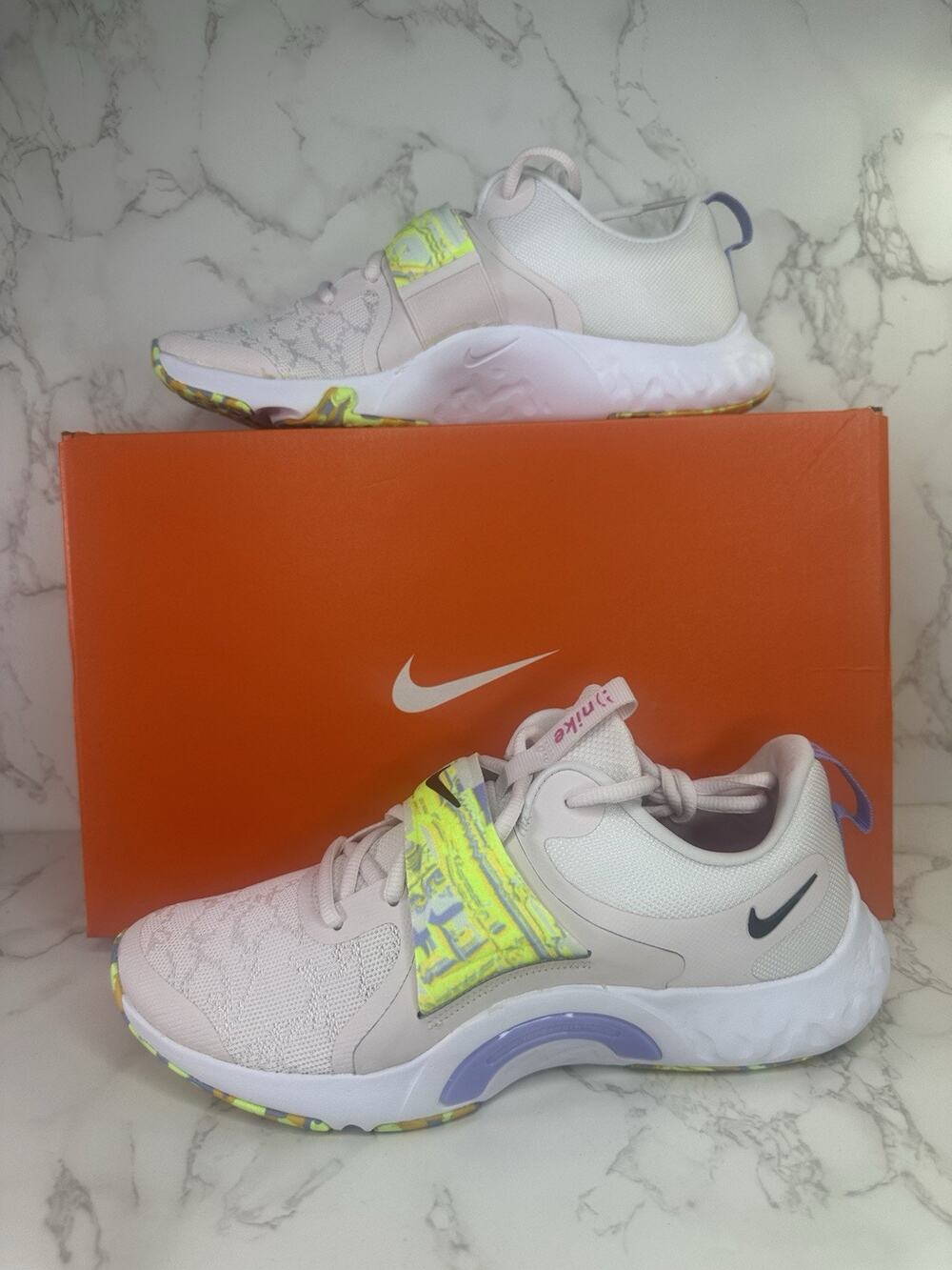 Size 7.5 Nike Renew In-Season TR 12 Football Grey Ghost Green DM0947-001 Womens
